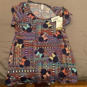 NWT LulaRoe Disney Classic t size Medium